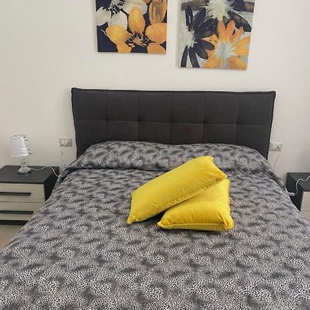 Domo Nora 2 Apartment Olbia Exterior photo