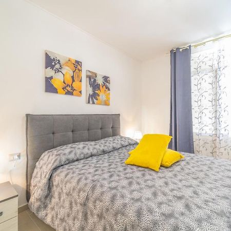 Domo Nora 2 Apartment Olbia Exterior photo