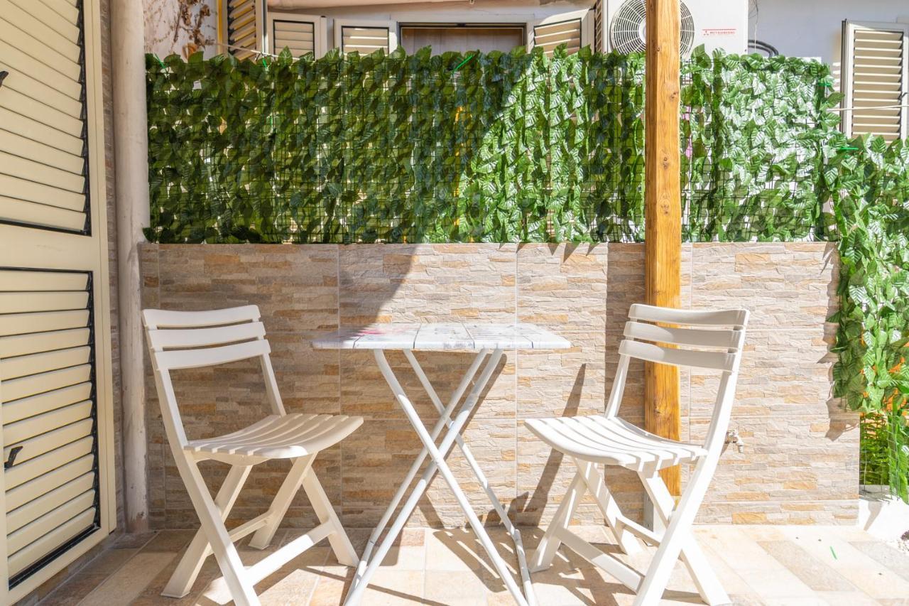 Domo Nora 2 Apartment Olbia Exterior photo
